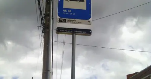 PARADERO SITP AVENIDA CARRERA 68  223A03